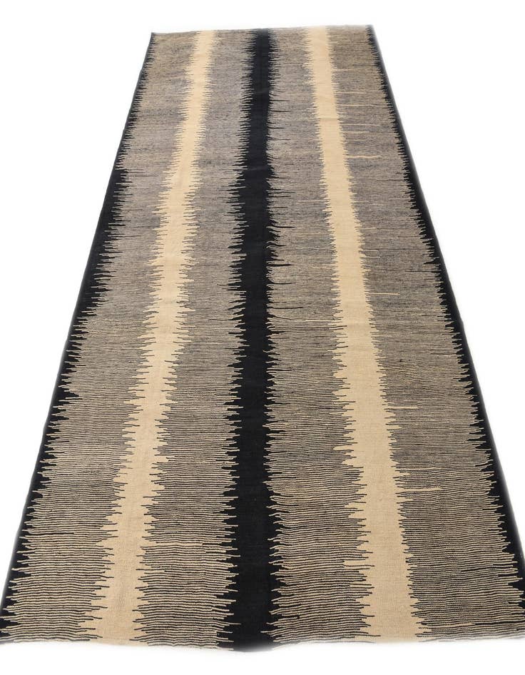 Detail image of 6' 10 x 9' 7  Hand Woven Kilim Modern Wool Rug