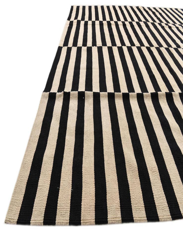 Detail image of 8' 2 x 11' 2  Hand Woven Kilim Modern Wool Rug