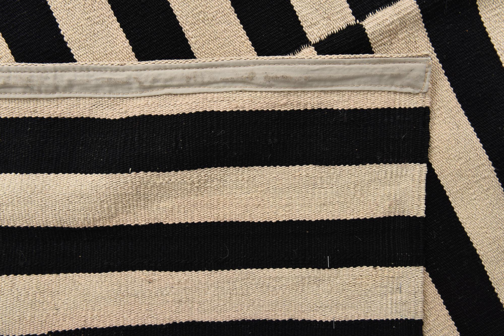 8' 2 x 11' 2 Hand Woven Kilim Modern Wool Rug