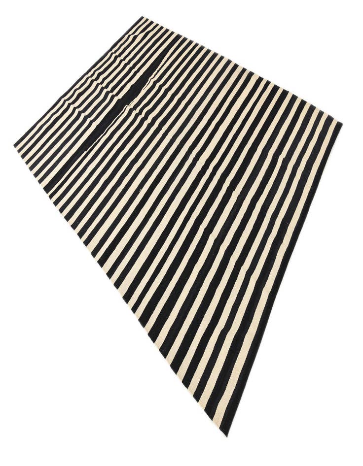 Detail image of 5' 9 x 8'  Hand Woven Kilim Modern Wool Rug