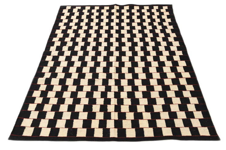 Detail image of 4' 11 x 6' 5 Hand Woven Kilim Modern Wool Rug