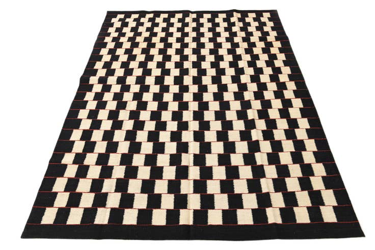 Detail image of 4' 9 x 6' 5 Hand Woven Kilim Modern Wool Rug