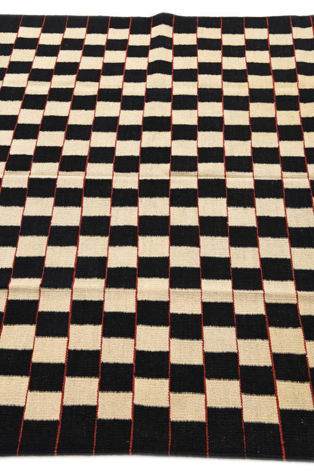 Detail image of 4' 9 x 6' 5 Hand Woven Kilim Modern Wool Rug