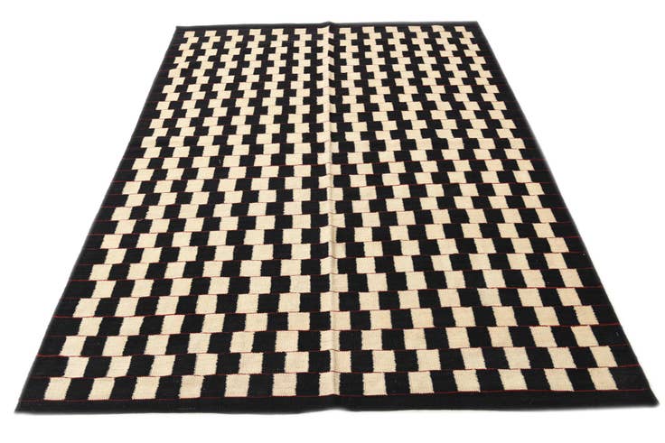Detail image of 5' 8 x 7' 7 Hand Woven Kilim Modern Wool Rug
