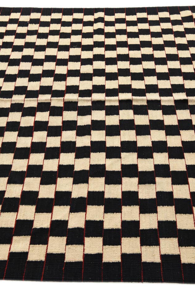 Detail image of 5' 8 x 7' 7 Hand Woven Kilim Modern Wool Rug