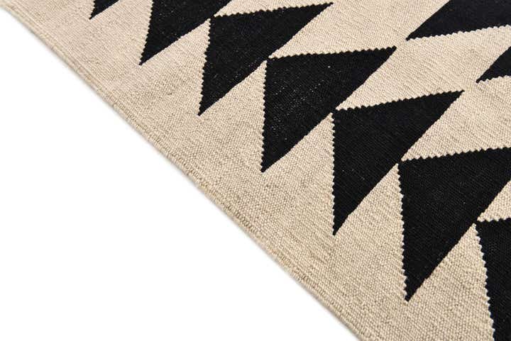6' 7 x 9' 5 Hand Woven Kilim Modern Wool Rug