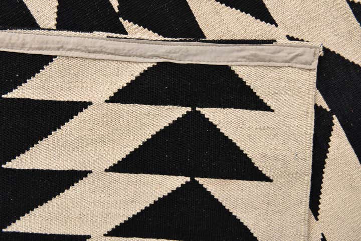 6' 7 x 9' 5 Hand Woven Kilim Modern Wool Rug