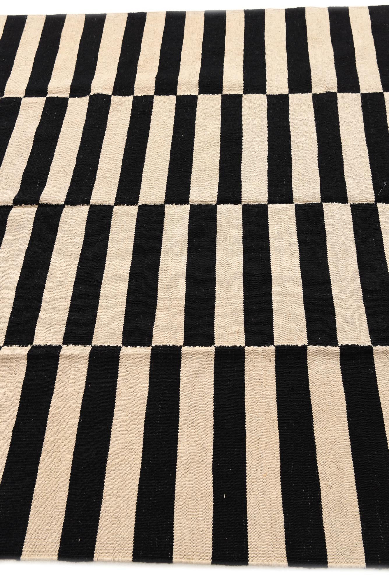 5' 8 x 8' Hand Woven Kilim Modern Wool Rug