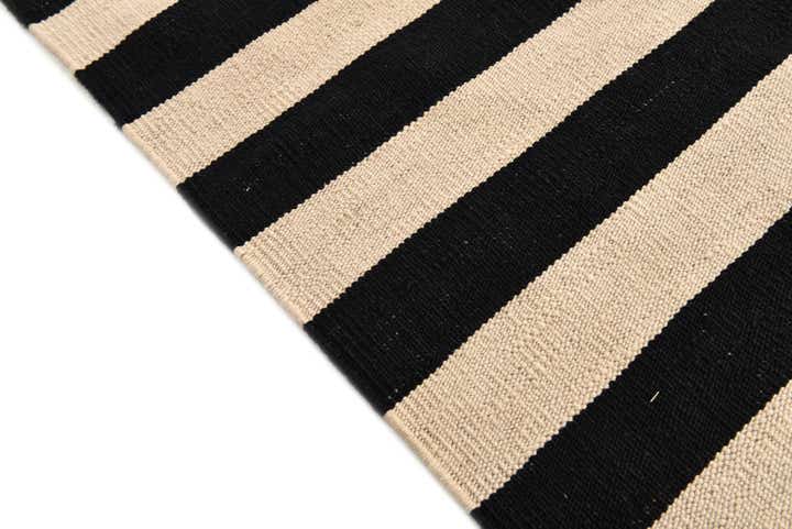 5' 8 x 8' Hand Woven Kilim Modern Wool Rug