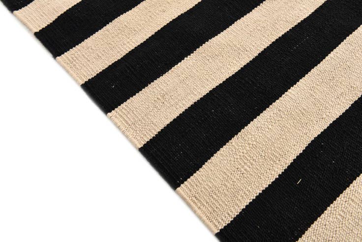 Detail image of 5' 8 x 8' Hand Woven Kilim Modern Wool Rug