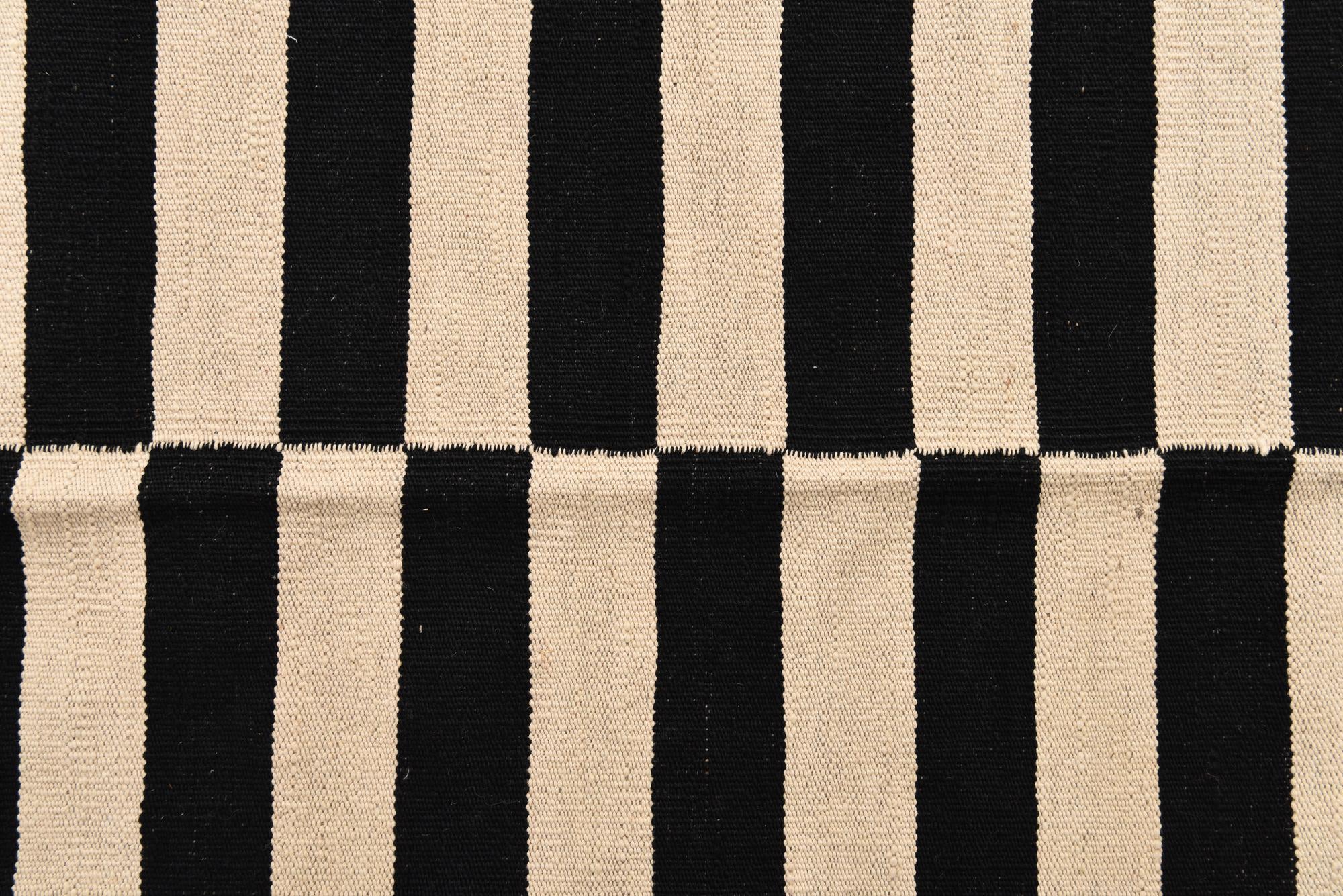 5' 8 x 8' Hand Woven Kilim Modern Wool Rug
