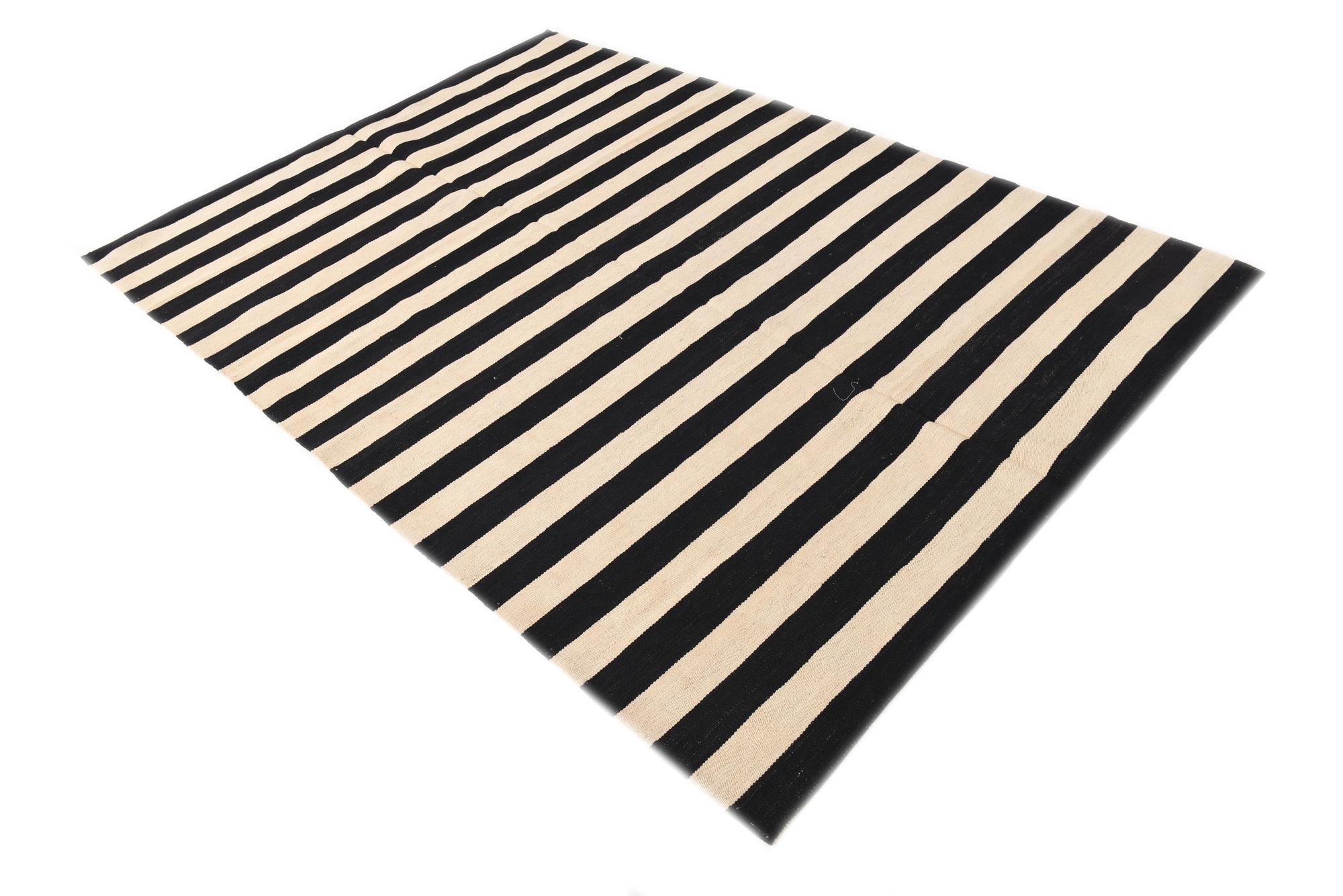 165cm x 240cm Hand Woven Kilim Modern Wool Rug