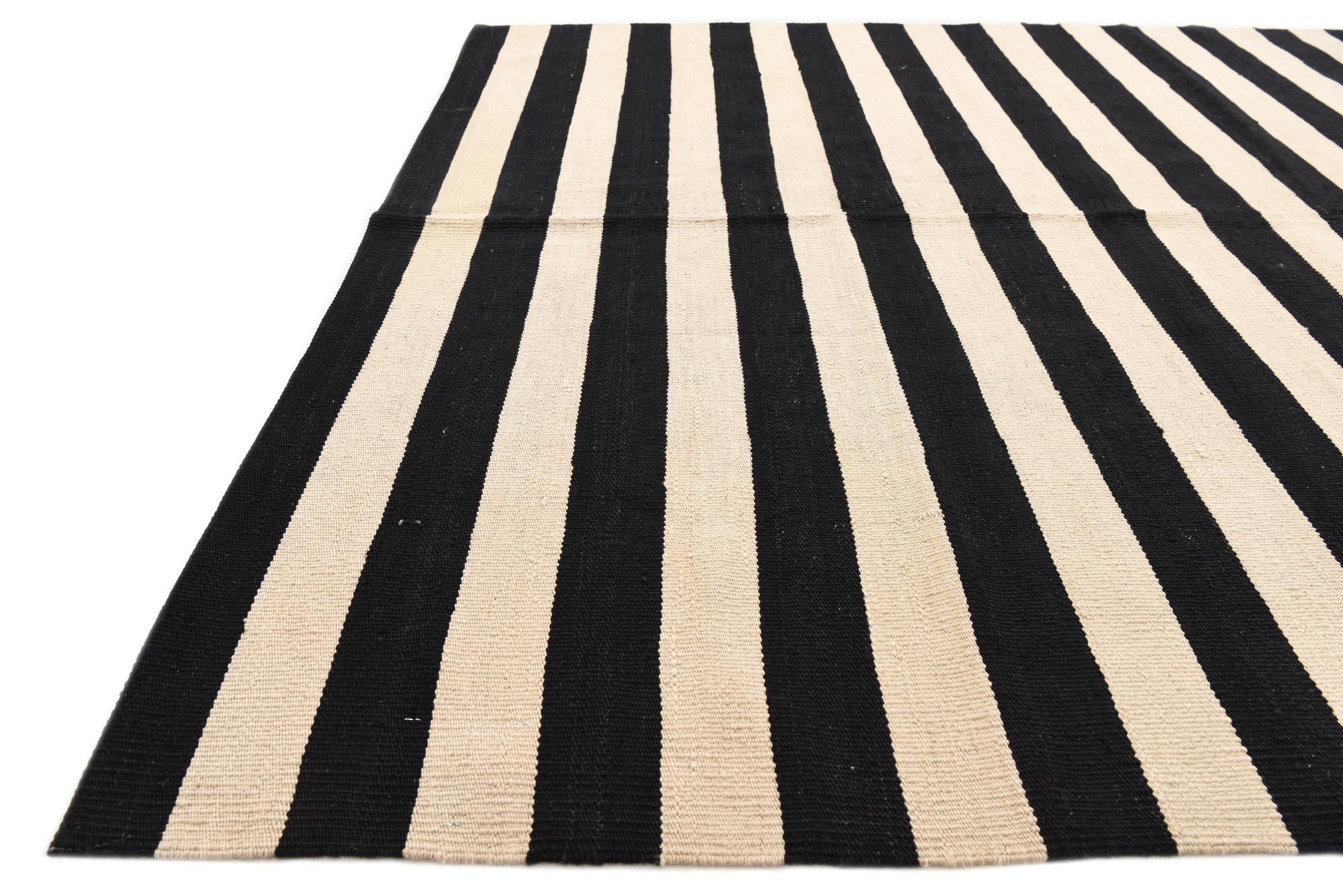 5' 7 x 8' 3 Hand Woven Kilim Modern Wool Rug