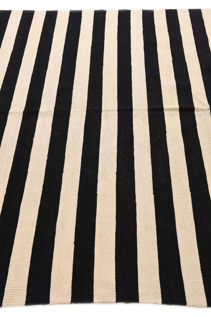 5' 7 x 8' 3 Hand Woven Kilim Modern Wool Rug