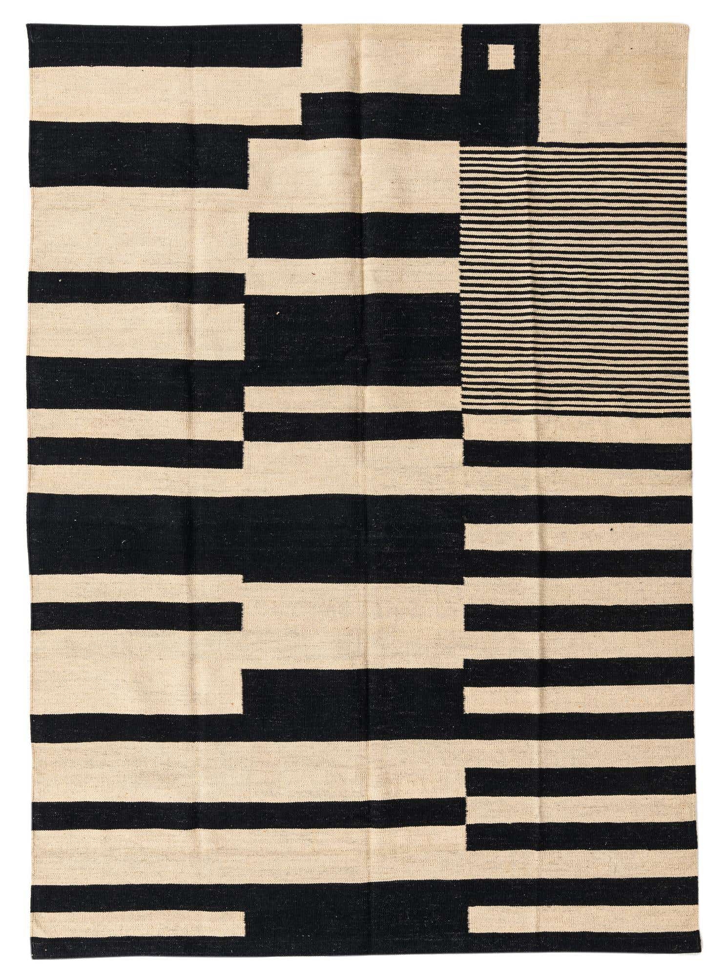 5' 6 x 7' 10 Hand Woven Kilim Modern Wool Rug