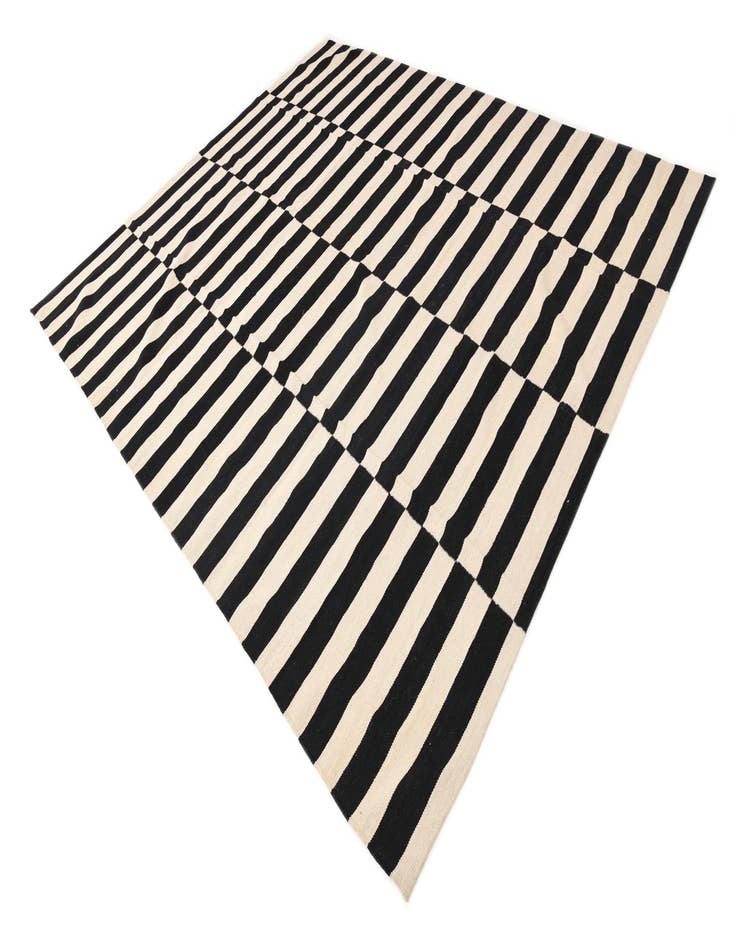 Detail image of 8' 3 x 9' 10  Hand Woven Kilim Modern Wool Rug