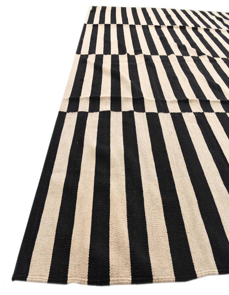 Detail image of 8' 3 x 9' 10  Hand Woven Kilim Modern Wool Rug