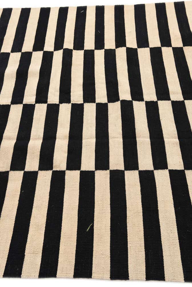 5' 7 x 8' Hand Woven Kilim Modern Wool Rug