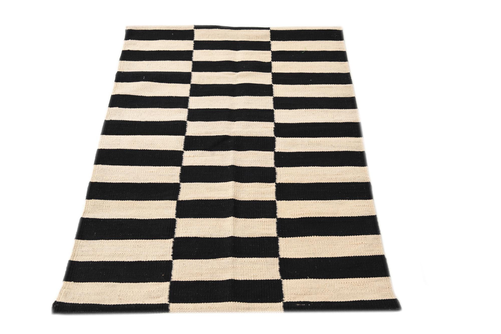 2' 6 x 3' 10 Hand Woven Kilim Modern Wool Rug