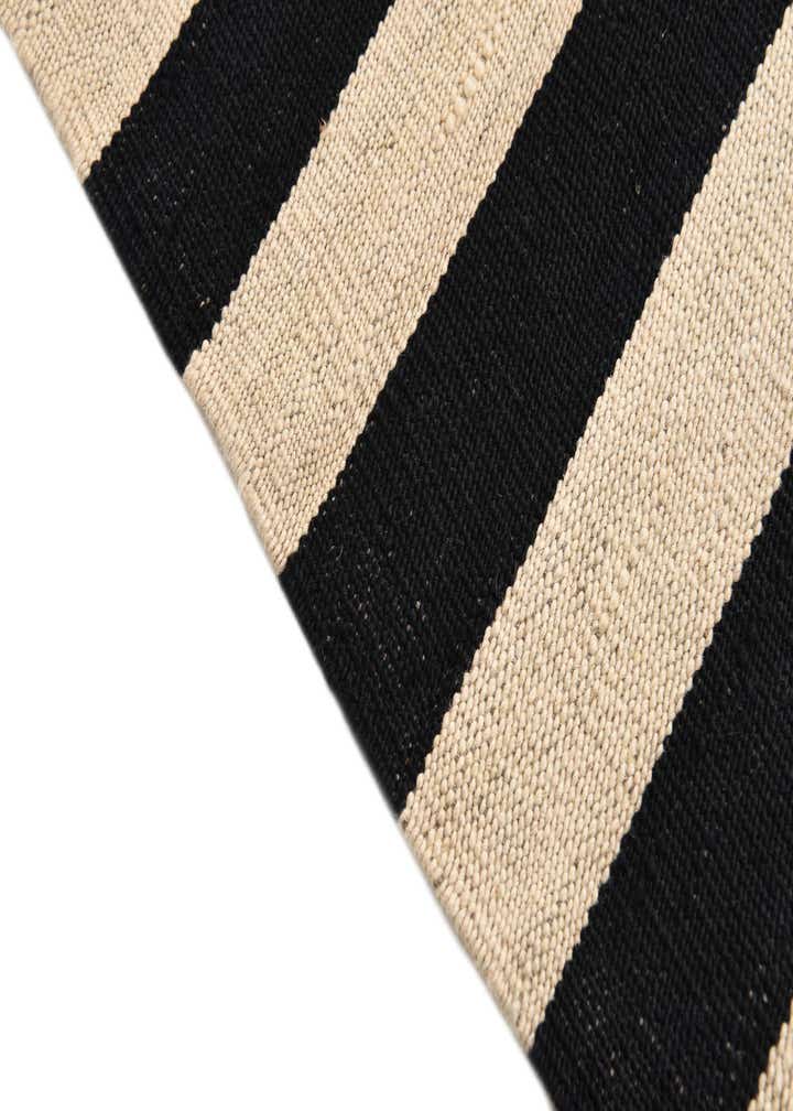 2' 6 x 3' 10 Hand Woven Kilim Modern Wool Rug