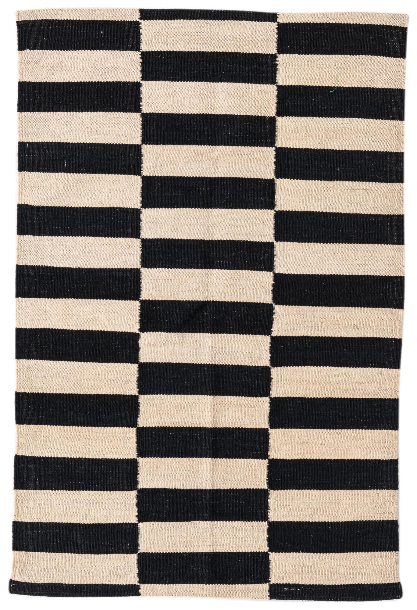 2' 6 x 3' 10 Hand Woven Kilim Modern Wool Rug