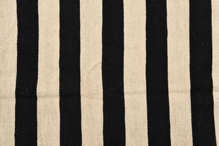 5' 7 x 7' 7 Hand Woven Kilim Modern Wool Rug