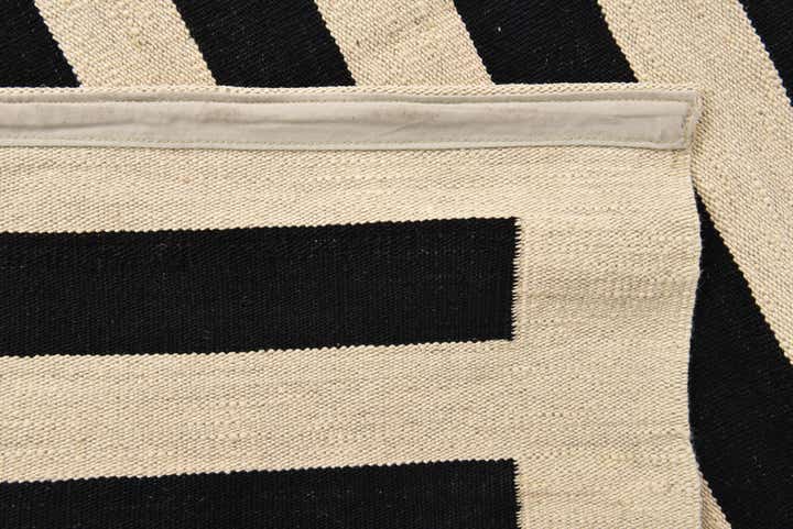 5' 7 x 7' 7 Hand Woven Kilim Modern Wool Rug
