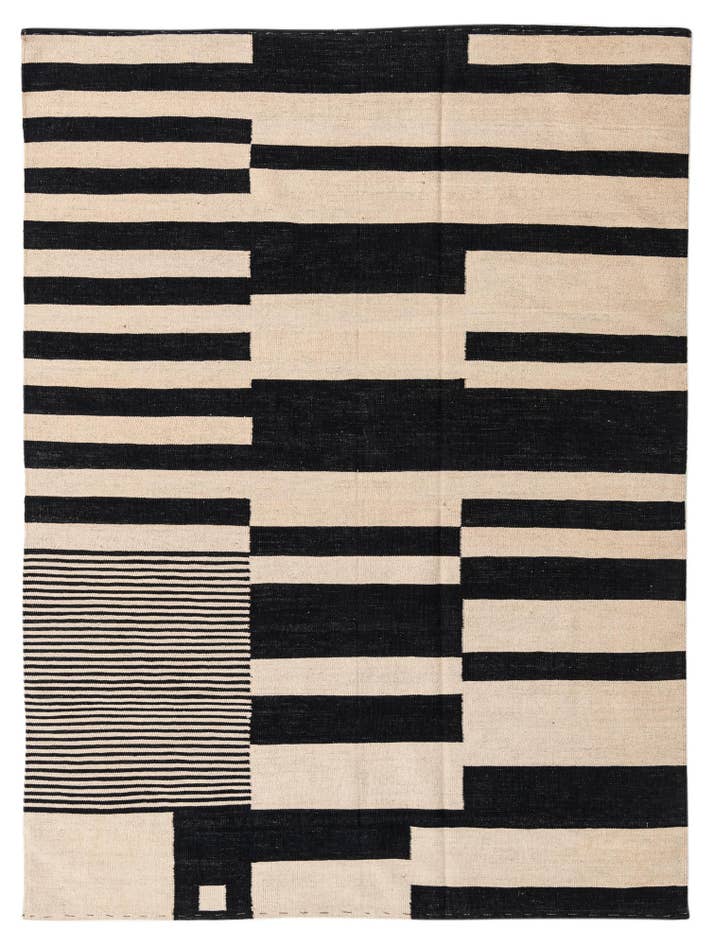 Detail image of 5' 8 x 7' 8 Hand Woven Kilim Modern Wool Rug