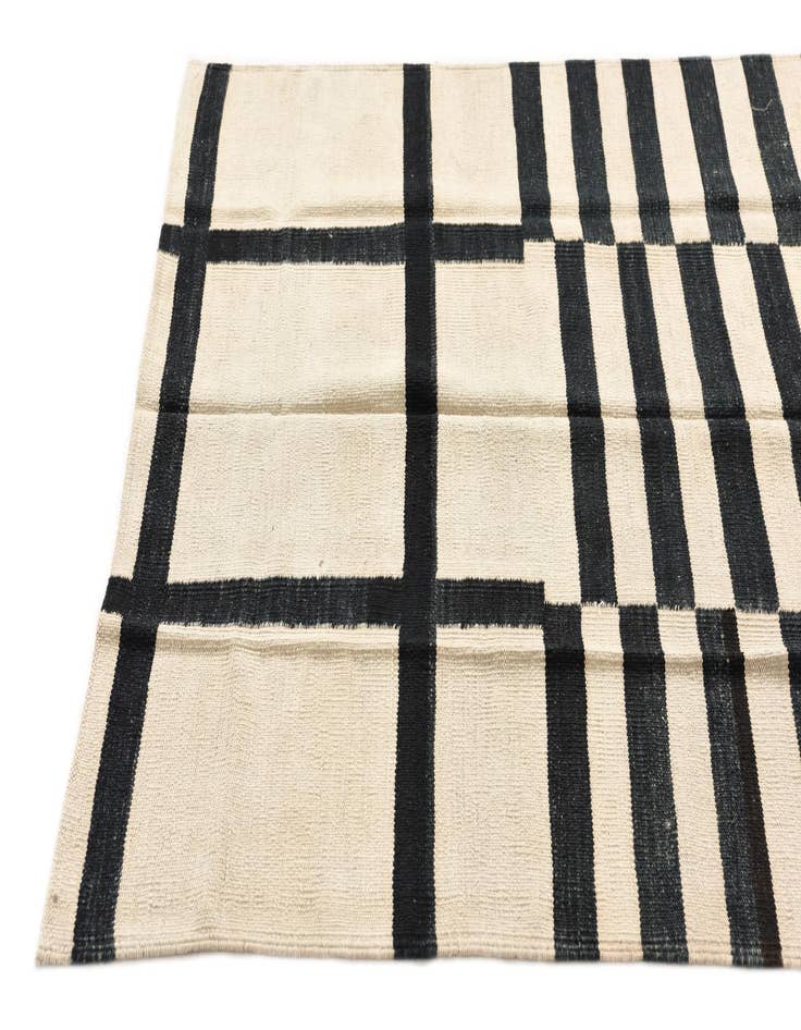 Detail image of 4' x 5' 9  Hand Woven Kilim Modern Wool Rug