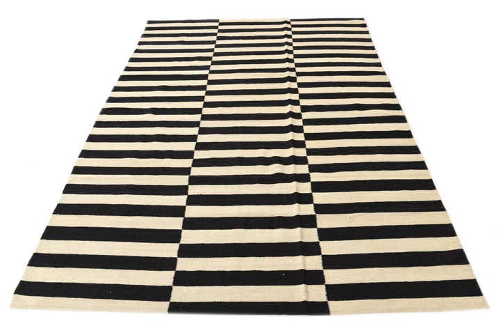 5' 8 x 7' 10 Hand Woven Kilim Modern Wool Rug