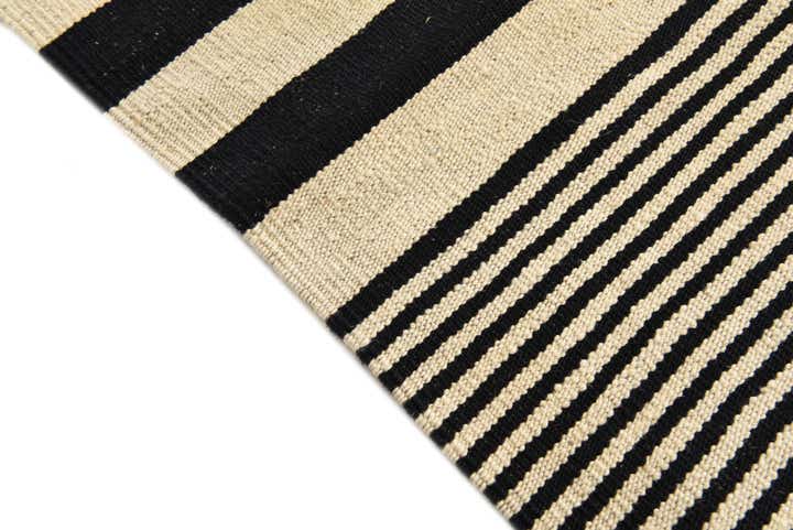 4' 8 x 6' 3 Hand Woven Kilim Modern Wool Rug