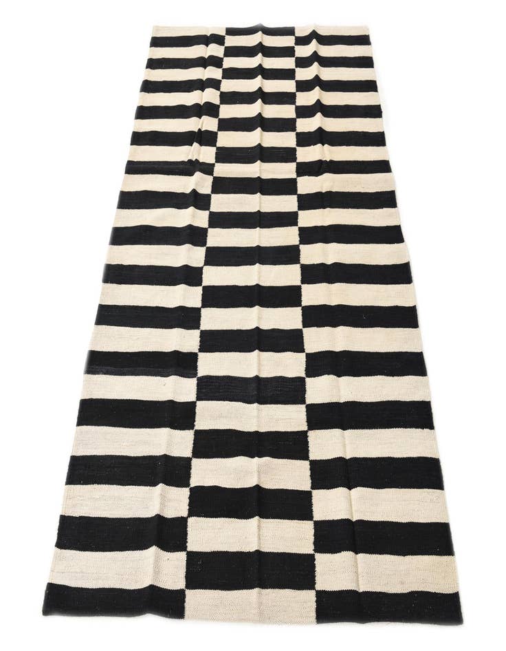 Detail image of 4' 1 x 6'  Hand Woven Kilim Modern Wool Rug