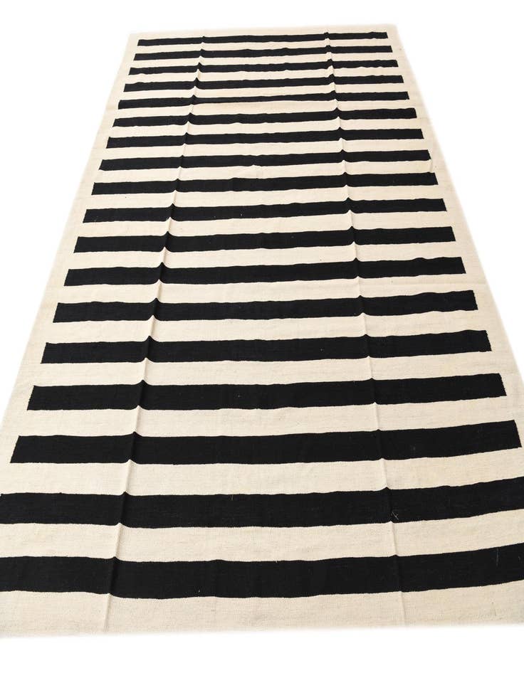 Detail image of 8' 3 x 9' 9  Hand Woven Kilim Modern Wool Rug