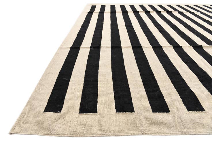 Detail image of 8' 3 x 9' 9 Hand Woven Kilim Modern Wool Rug
