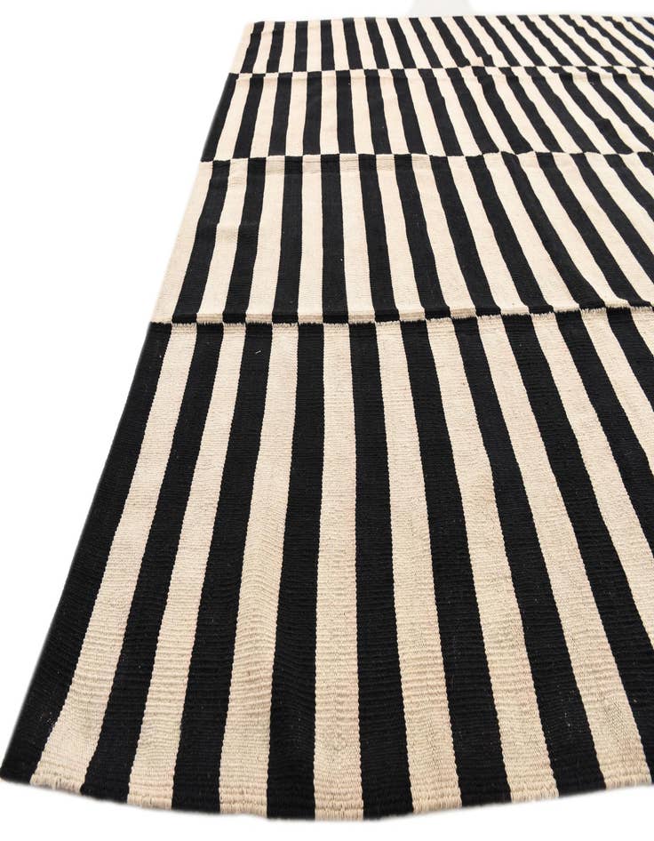 Detail image of 8' x 11' Hand Woven Kilim Modern Wool Rug
