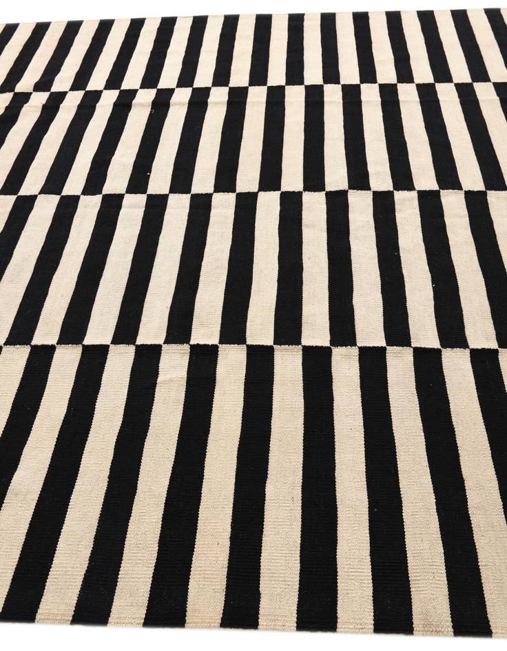 Detail image of 8' x 11'  Hand Woven Kilim Modern Wool Rug