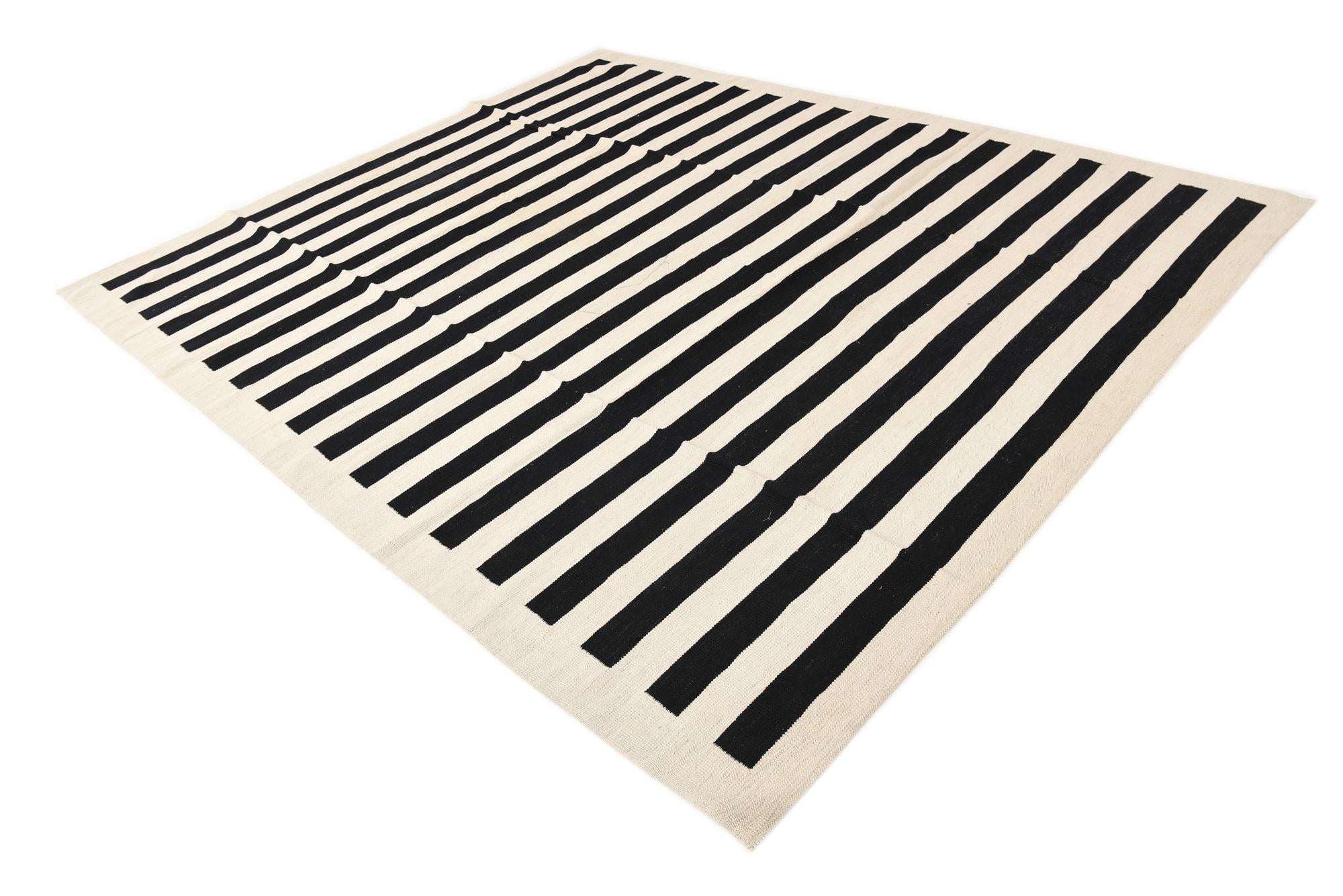 8' 2 x 9' 8 Hand Woven Kilim Modern Wool Rug