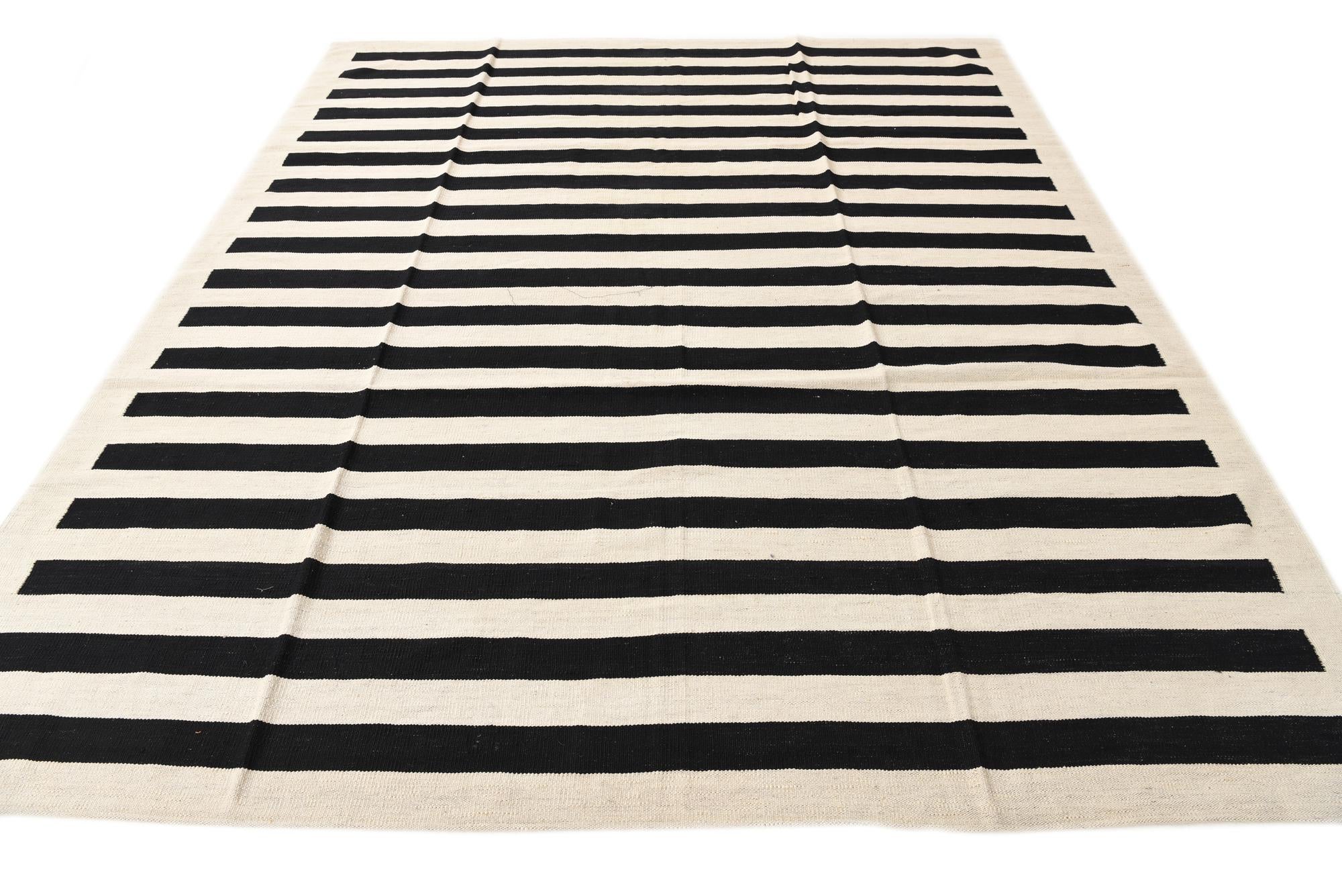 8' 2 x 9' 8 Hand Woven Kilim Modern Wool Rug