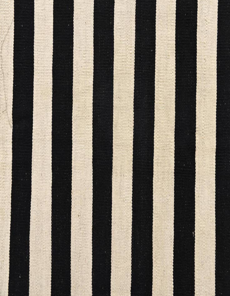 Detail image of 8' 2 x 9' 8  Hand Woven Kilim Modern Wool Rug