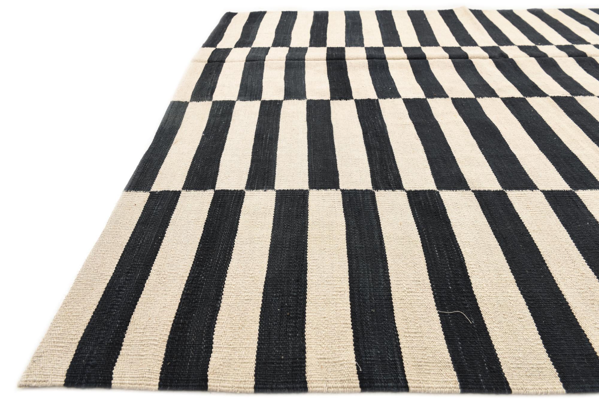 5' 4 x 7' 9 Hand Woven Kilim Modern Wool Rug