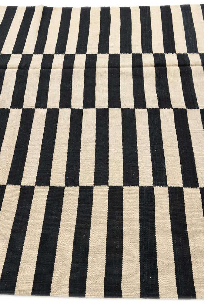 5' 4 x 7' 9 Hand Woven Kilim Modern Wool Rug