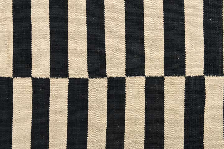 5' 4 x 7' 9 Hand Woven Kilim Modern Wool Rug