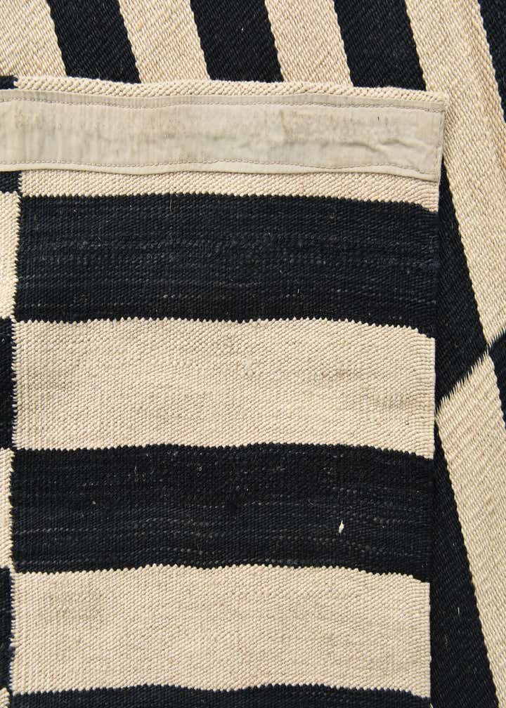 5' 4 x 7' 9 Hand Woven Kilim Modern Wool Rug