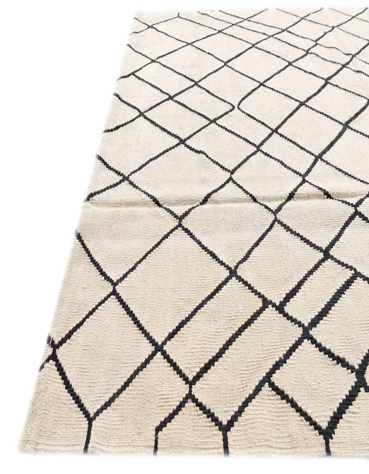 Detail image of 5' 1 x 6' 6  Hand Woven Kilim Modern Wool Rug
