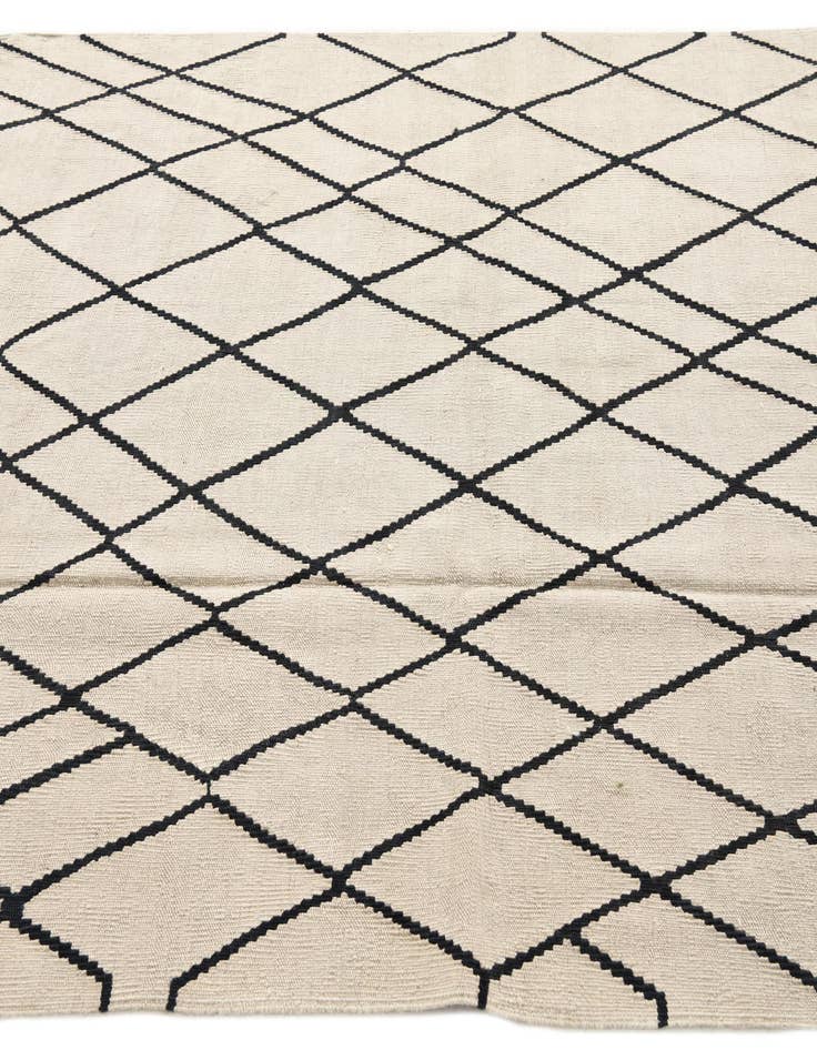 Detail image of 5' 1 x 6' 6  Hand Woven Kilim Modern Wool Rug