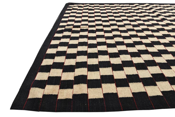 Detail image of 5' 9 x 7' 6 Hand Woven Kilim Modern Wool Rug