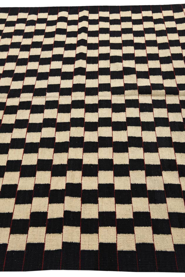 Detail image of 5' 9 x 7' 6 Hand Woven Kilim Modern Wool Rug