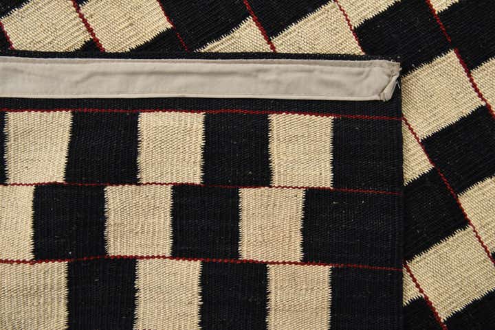 5' 9 x 7' 6 Hand Woven Kilim Modern Wool Rug