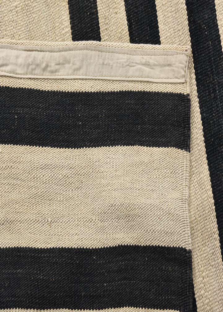 6' 10 x 9' 8 Hand Woven Kilim Modern Wool Rug