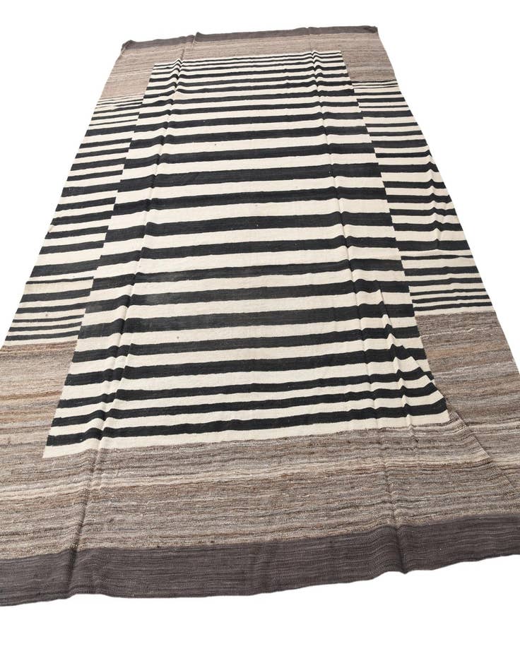 Detail image of 7' 11 x 9' 7  Hand Woven Kilim Modern Wool Rug